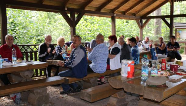 Członkowie Klubu Milonga i Zespołu Cantare świętowali w szkółce leśnej Krajewo  (40) (Copy)