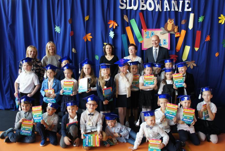 Ślubowanie pierwszoklasistów w Szkole Podstawowej nr 2
