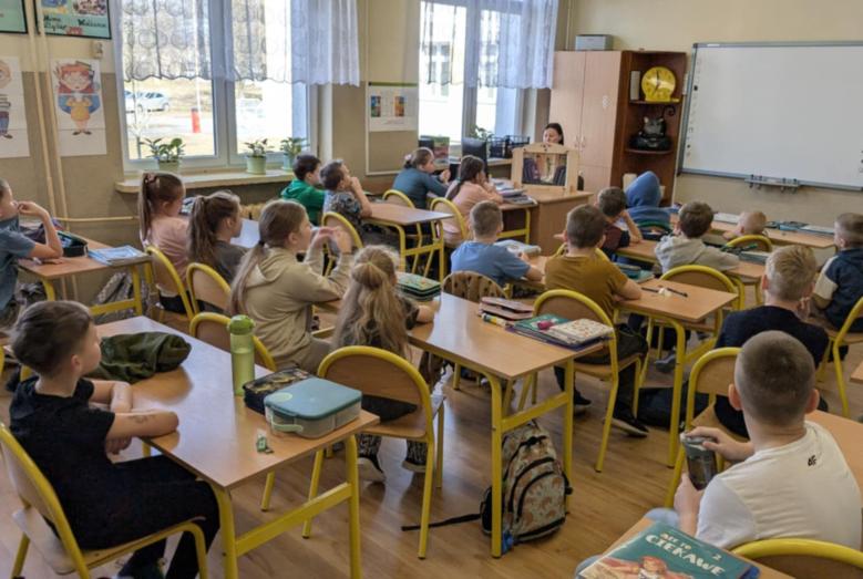 W książkach mieszka wrażeń sto... spotkanie czytelnicze w SP 3