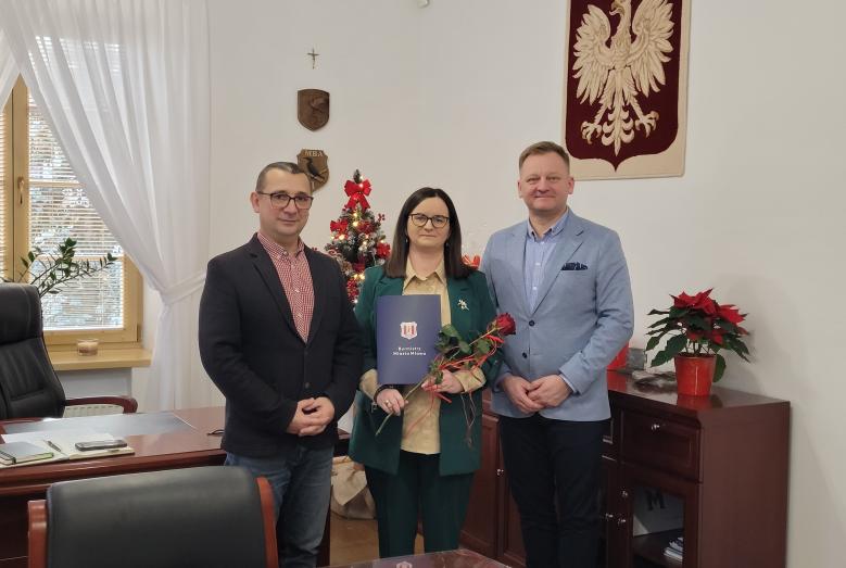 Nauczycielka z ZPO nr 3 odebrała akt mianowania