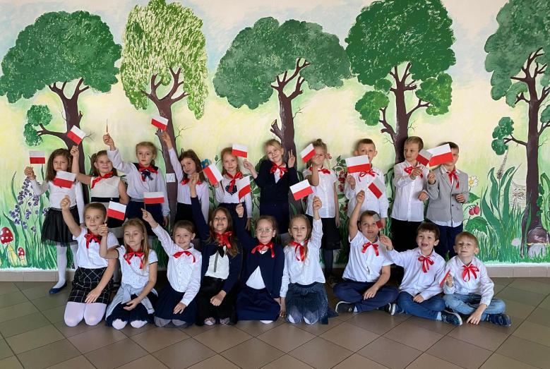 ŚWIĘTO NIEPODLEGŁOŚCI SP 7