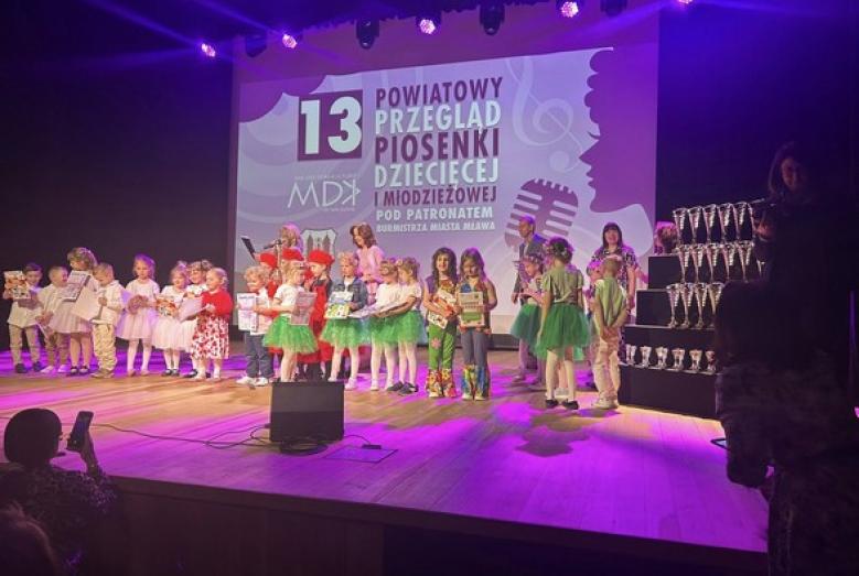 XIII Powiatowy Przegląd Piosenki Dziecięcej i Młodzieżowej - MPS nr  4