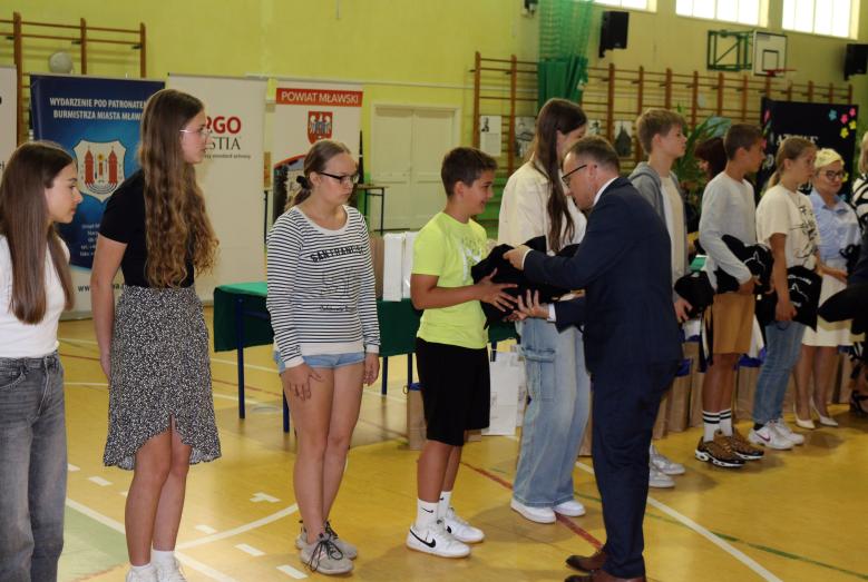 wręczenie nagród laureatom konkursu