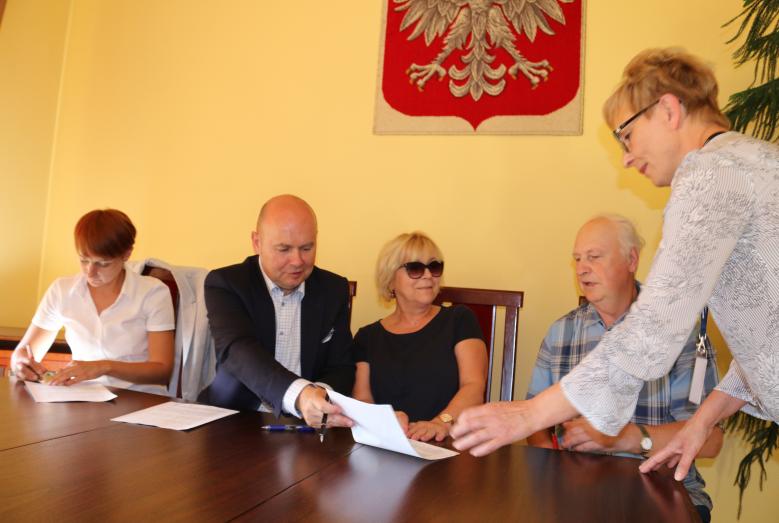Z podpisanych w sierpniu br. 29 umów wiele zostało już zrealizowanych