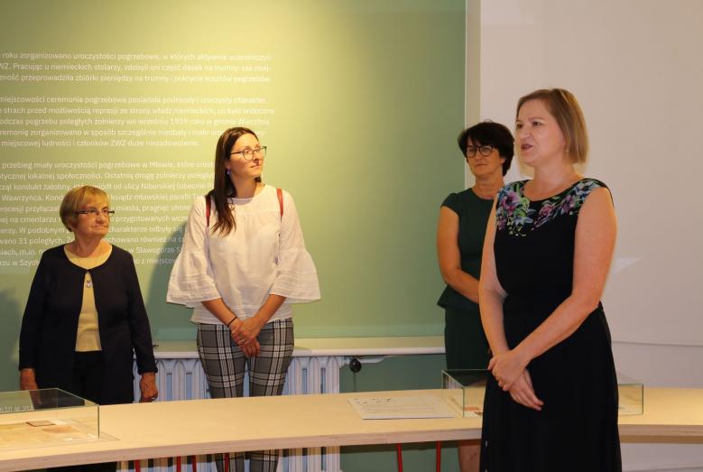 Barbara Zaborowska podczas wernisażu w Muzeum Ziemi Zawkrzeńskiej