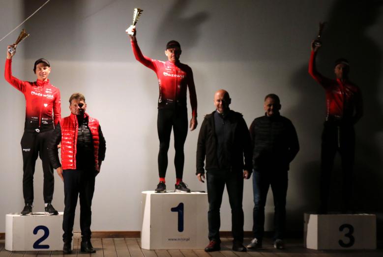Zawodnicy na podium