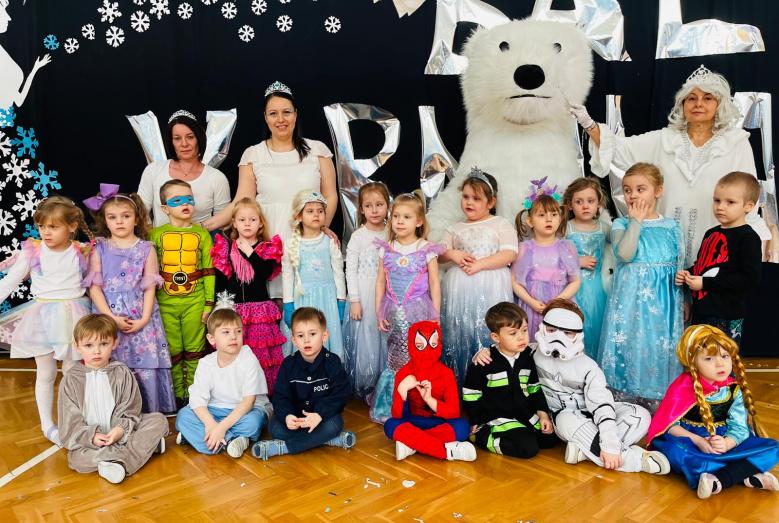 Bal karnawałowy w zimowej krainie w przedszkolu SP nr 2