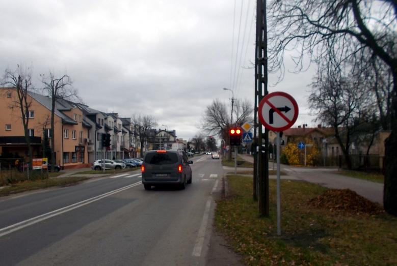 Od 5.11.2021 obowiązuje zakaz skrętu z Al. Piłsudskiego w ul. Pogorzelskiego