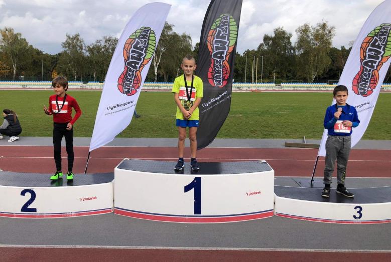 8. runda Warszawskiej Ligi Biegowej - podium