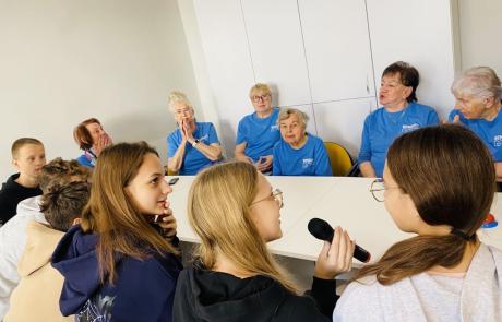 Integracja uczniów SP 3 z Seniorami
