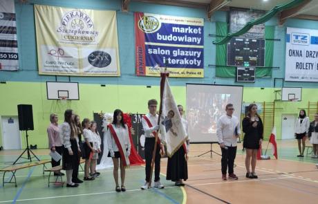 Uroczysta akademia z okazji uchwalenia Konstytucji 3 Maja w SP nr 3