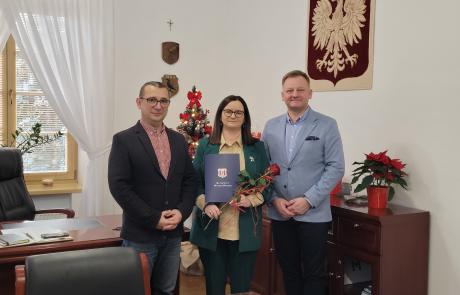 Nauczycielka z ZPO nr 3 odebrała akt mianowania