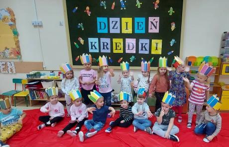 Dzień kredki w Biedronkach w MPS nr 3 w Mławie