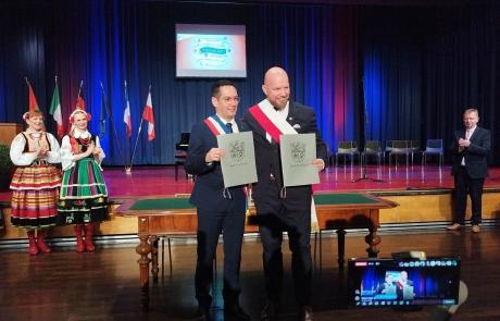 Mer Miasta Franconville Xavier Melki i Zastępca Burmistrza Miasta Mława Szymon Zejer