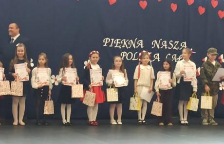 Sukces uczennicy z SP nr 7 w Konkursie Wokalnym "Patriotyczna Nutka”