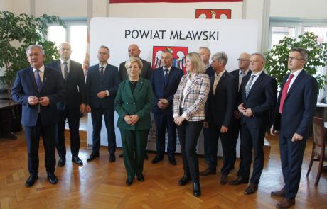 Uczestnicy konferencji prasowej ws. Programu Polski Ład