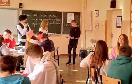 Uczniowie w roli bohaterów literackich 