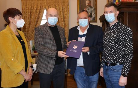 Umowa na budowę nowych odcinków sieci kanalizacji sanitarnej została podpisana