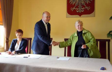 Podpisywanie umów
