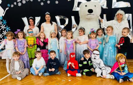 Bal karnawałowy w zimowej krainie w przedszkolu SP nr 2