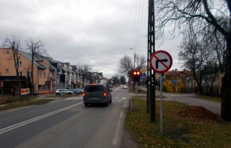 Od 5.11.2021 obowiązuje zakaz skrętu z Al. Piłsudskiego w ul. Pogorzelskiego