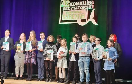 laureaci konkursu recytatorskiego