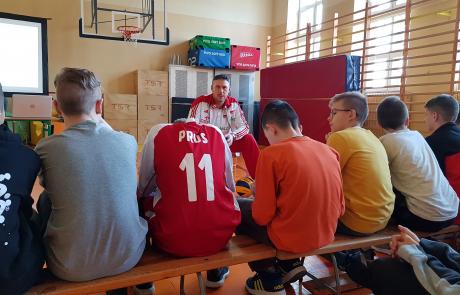 Marcin Prus w Szkole Podstawowej nr 6 - 01
