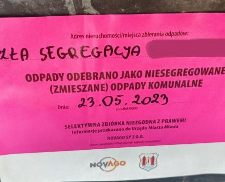 informacja o niesegregowanych śmieciach