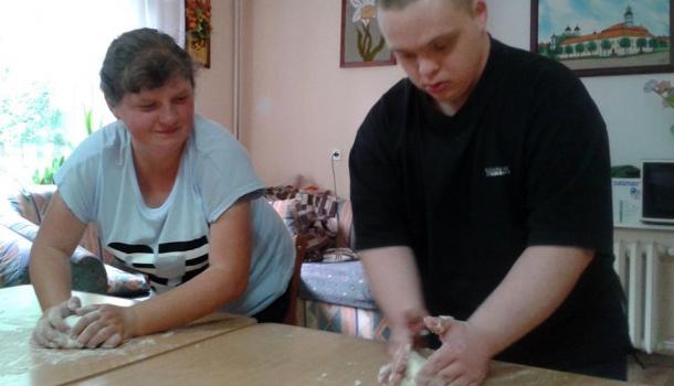 16 - Zajęcia plastyczne w ramach projektu Daj sobie szansę