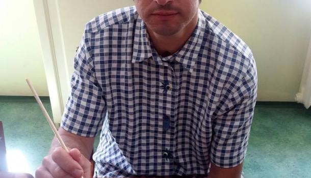 19 - Podopieczni stowarzyszenia Serce za serce tworzą piękne, barwne prace