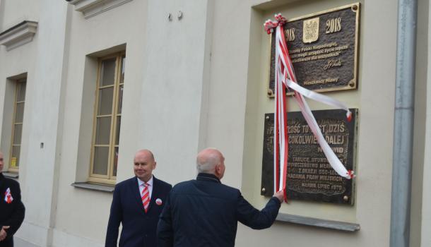 Odsłonięcie pamiątkowej tablicy - 14