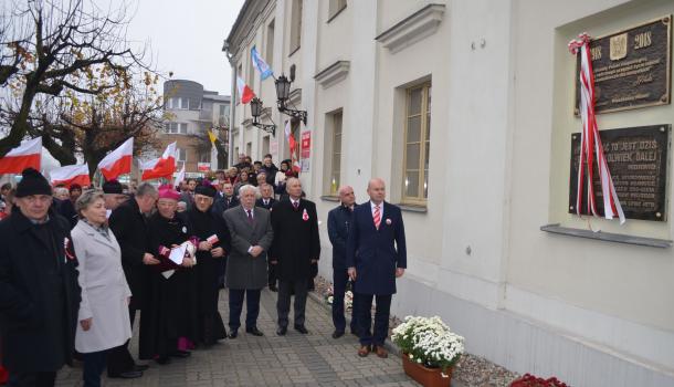 Odsłonięcie pamiątkowej tablicy - 16