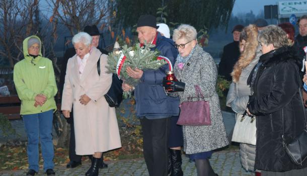 Uroczystość posadzenia dębu - 07