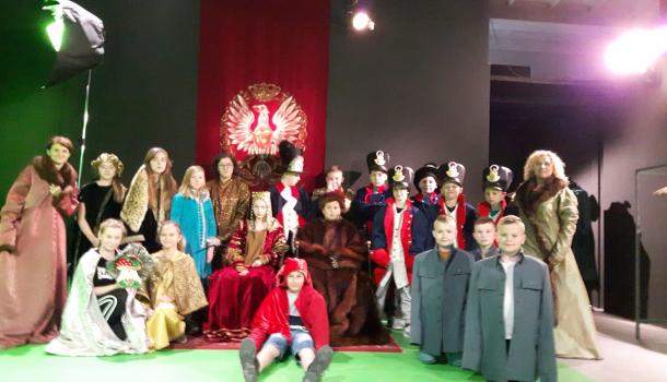 Piątoklasiści z SP nr 2 na filmowym szlaku