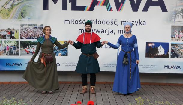 Dni Mławy - piątek w miejskim parku - 071