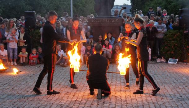 Dni Mławy - piątek w miejskim parku - 086