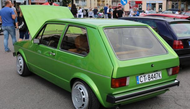 Zlot samochodów tuningowanych - 48