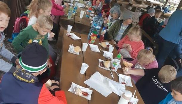 Piknik integracyjny klas pierwszych