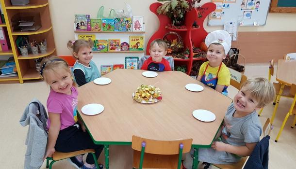 Szaszłyki owocowe w grupie Słoneczka