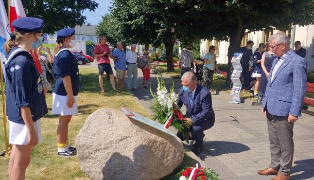 Odsłoniecie pamiątkowej tablicy - setna rocznica Bitwy Warszawskiej17.jpg 772