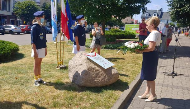 Odsłoniecie pamiątkowej tablicy - setna rocznica Bitwy Warszawskiej19.jpg 832