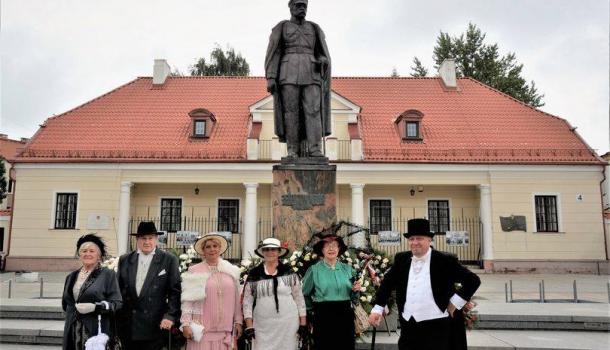Grupa Rekonstrukcji Historycznej Ludności Cywilnej Mława w Białymstoku - 19.jpg 75