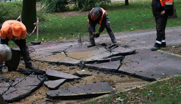 Prace przy modernizacji mławskiego skateparku