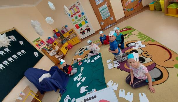 Dzień dentysty w Biedronkach w MPS nr 3 w Mławie