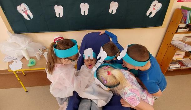 Dzień dentysty w Biedronkach w MPS nr 3 w Mławie