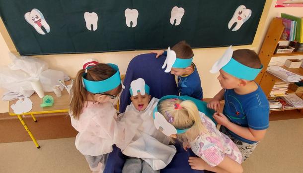 Dzień dentysty w Biedronkach w MPS nr 3 w Mławie