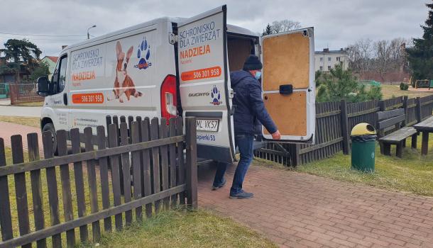 Zbiórka karmy dla schroniska „Nadzieja” w Napierkach w MPS nr 2 w Mławie