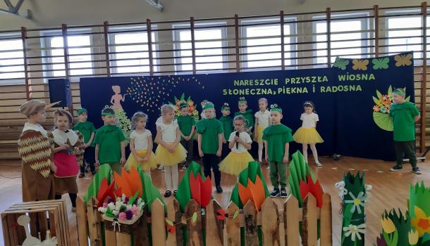 Pierwszy dzień wiosny w grupie 0 a w MPS  nr 3 w Mławie