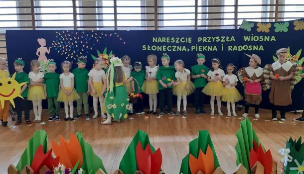 Pierwszy dzień wiosny w grupie 0 a w MPS  nr 3 w Mławie