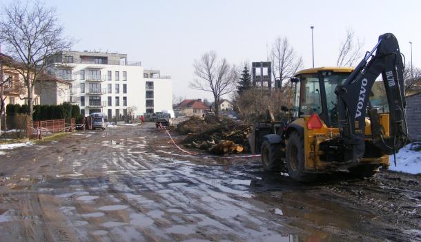 Ul. Piotra Skargi u progu prac